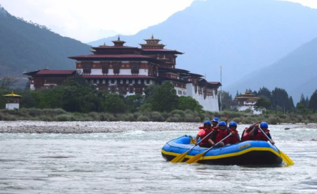 Read more about the article Rafting and Kayaking